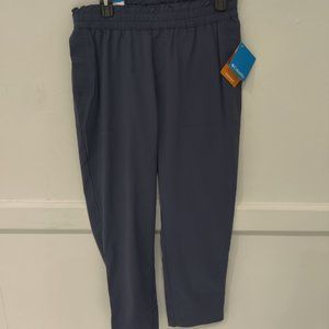 NWT Columbia Women's Omni-Shade Nylon Active Fit Jogger Navy Size M $60 Z988